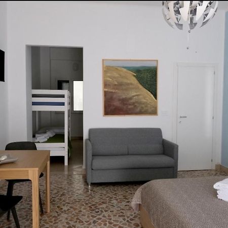 Sole & Luna Guest House Bari Exterior photo