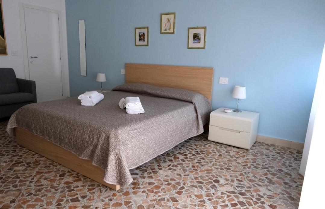 Sole & Luna Guest House Bari Exterior photo
