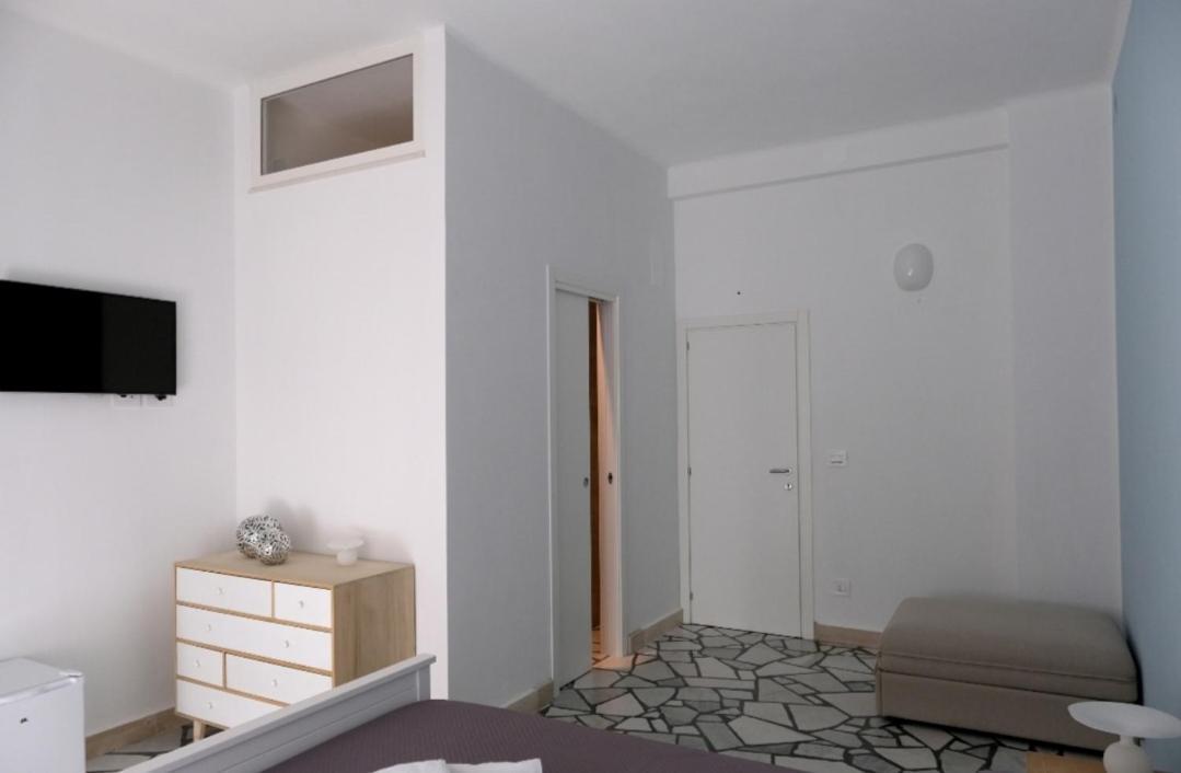 Sole & Luna Guest House Bari Exterior photo